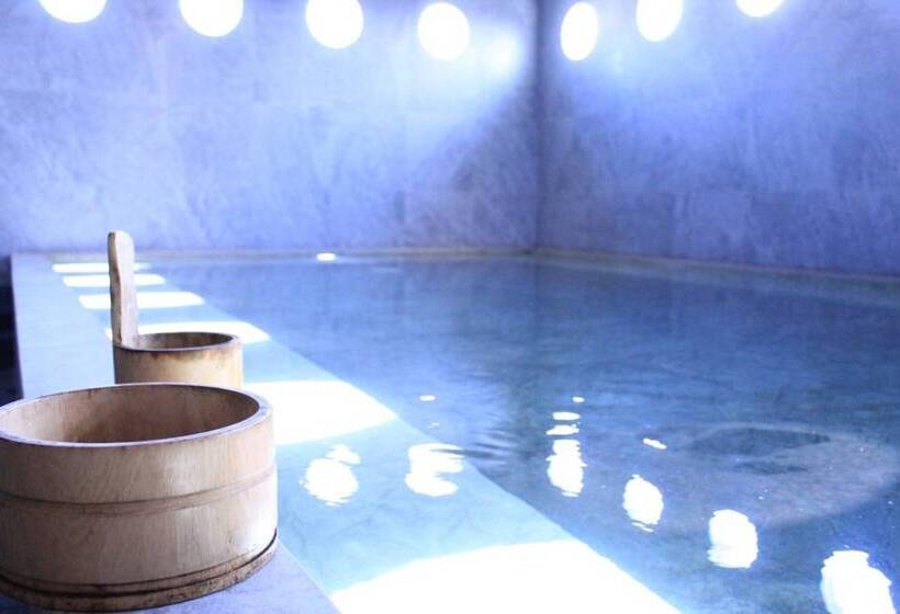 هتل Zuri Express Lippo Cikarang