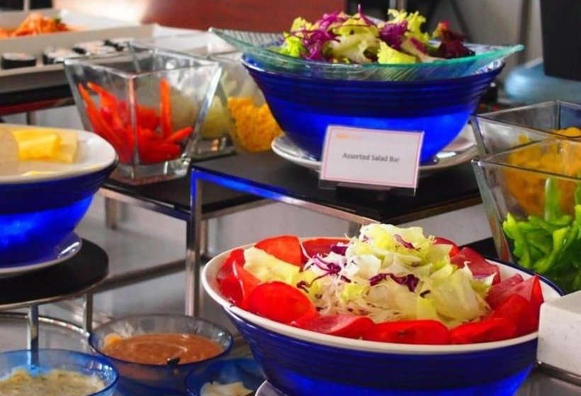 هتل Zuri Express Lippo Cikarang