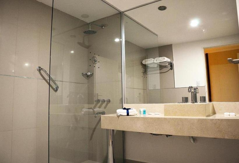 Le Parc Hotel & Suite