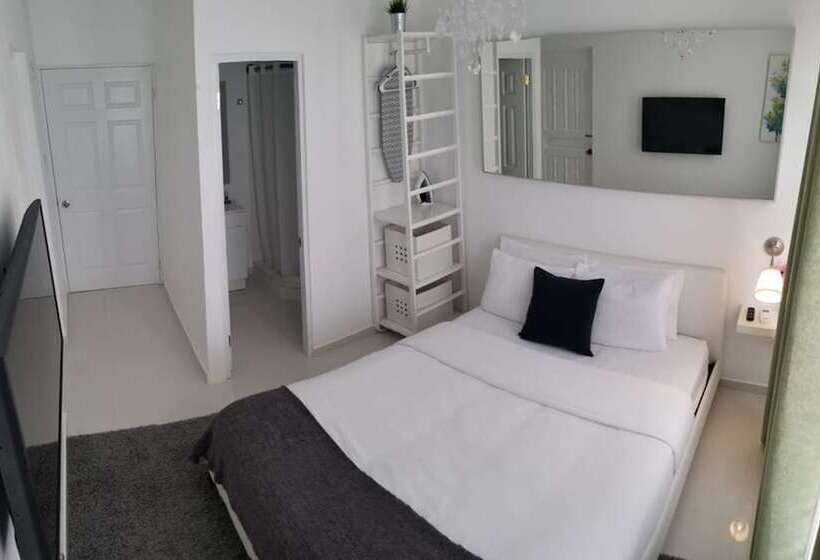 Aibonito Hotel 206