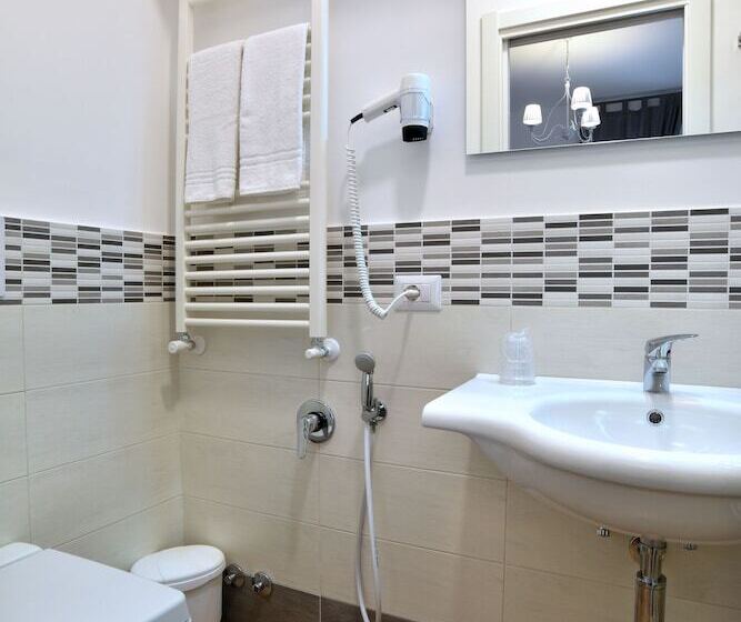 مبيت وإفطار La Casa In Piazza