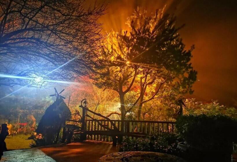 تختخواب و صبحانه Shanlin Songjing Leisure Farm