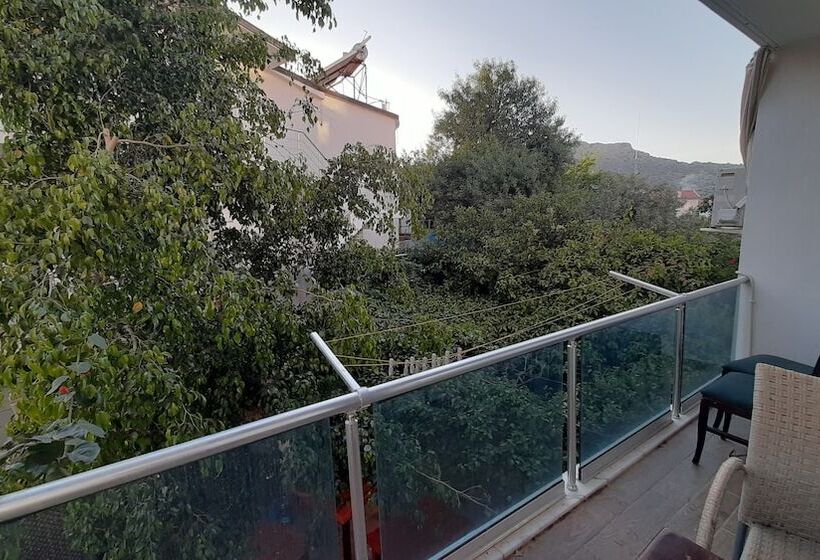 Buena Vista Hotel & Restaurant