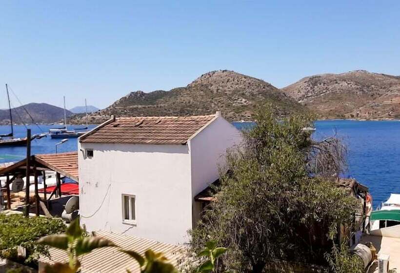 Buena Vista Hotel & Restaurant