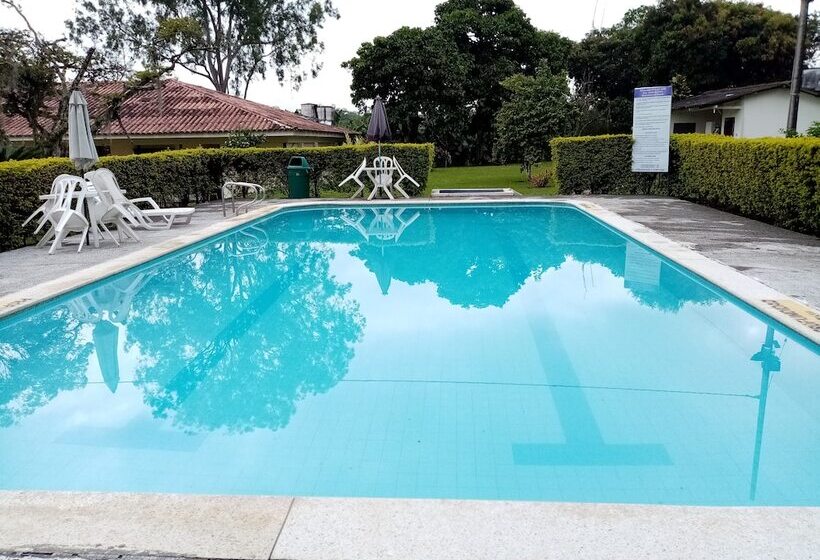 Finca Hotel El Meson