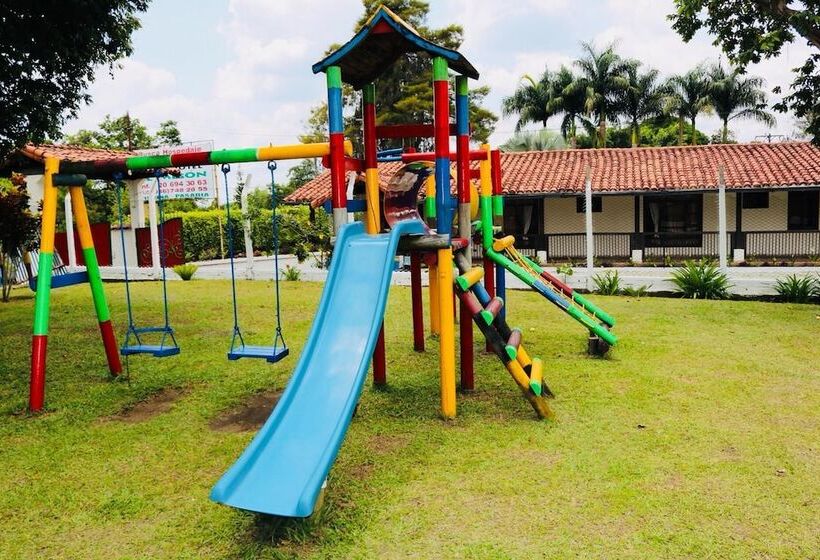 Finca Hotel El Meson