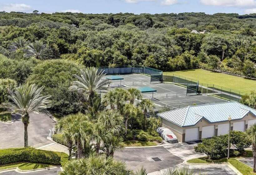 فندق 81 Ocean Place