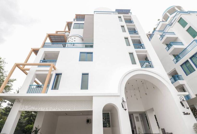 فندق Costa Village Jacuzzi Bangsaray