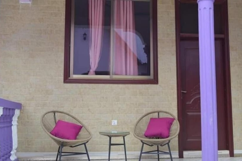 هتل Dalma Zambarau Lodge