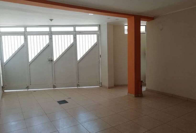 فندق Nakeli Hospedaje