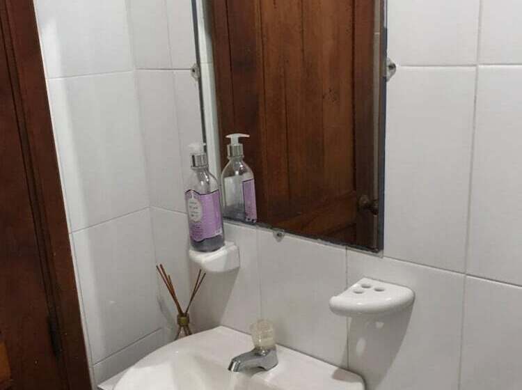 هتل Posada La Casa De Majo