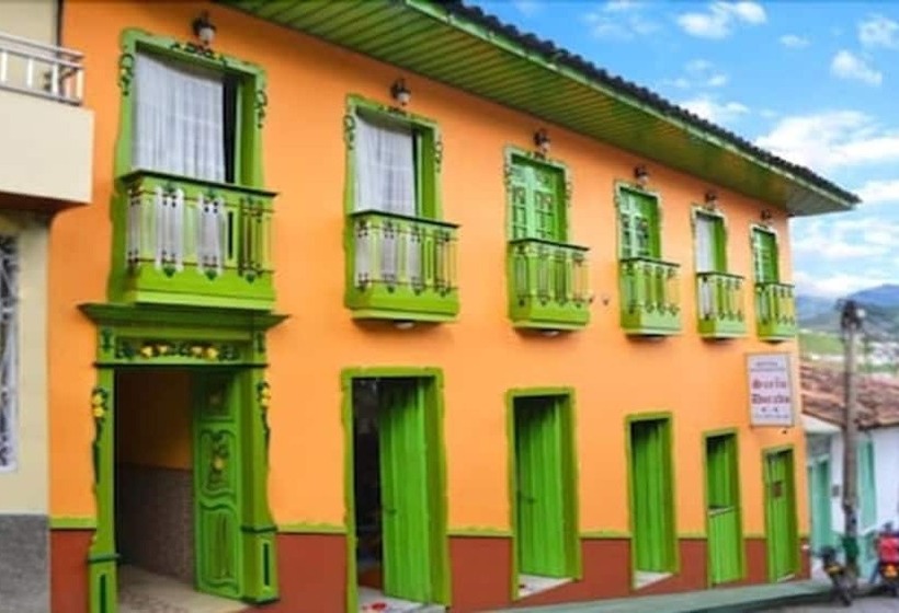 هتل Sueño Dorado