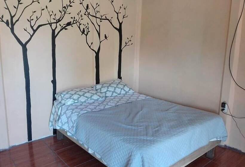 بنسيون Brisas Del Tenorio