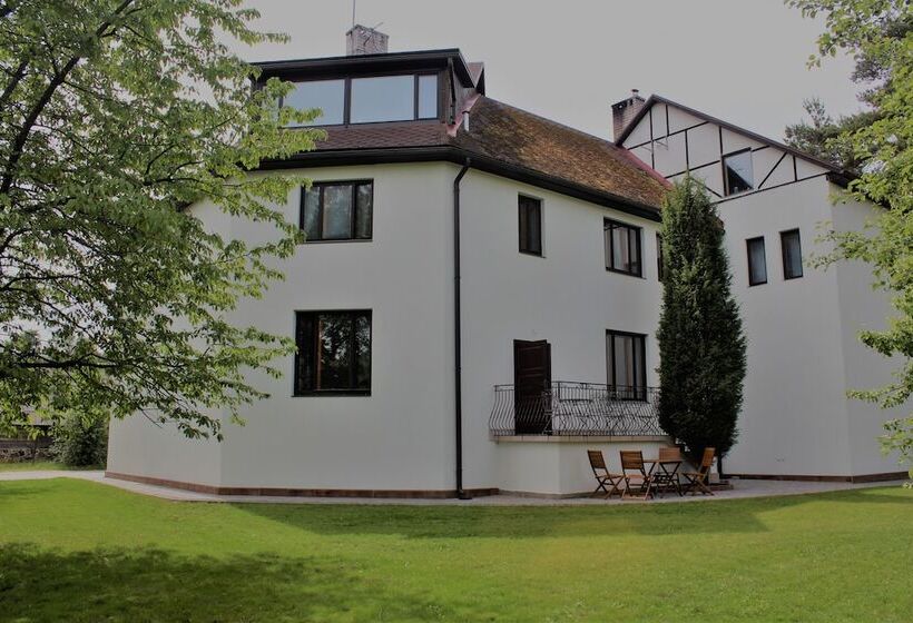 پانسیون Villa Neubad