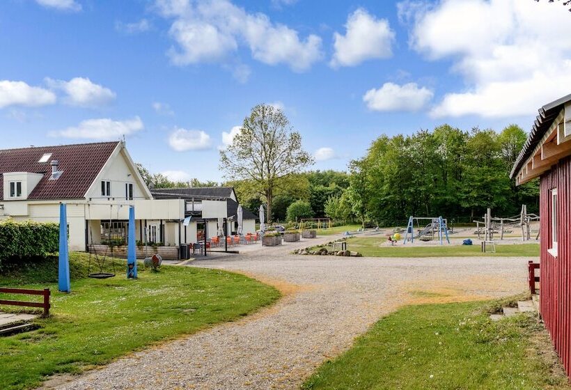 استراحتگاه Jelling Family Camping & Cottages