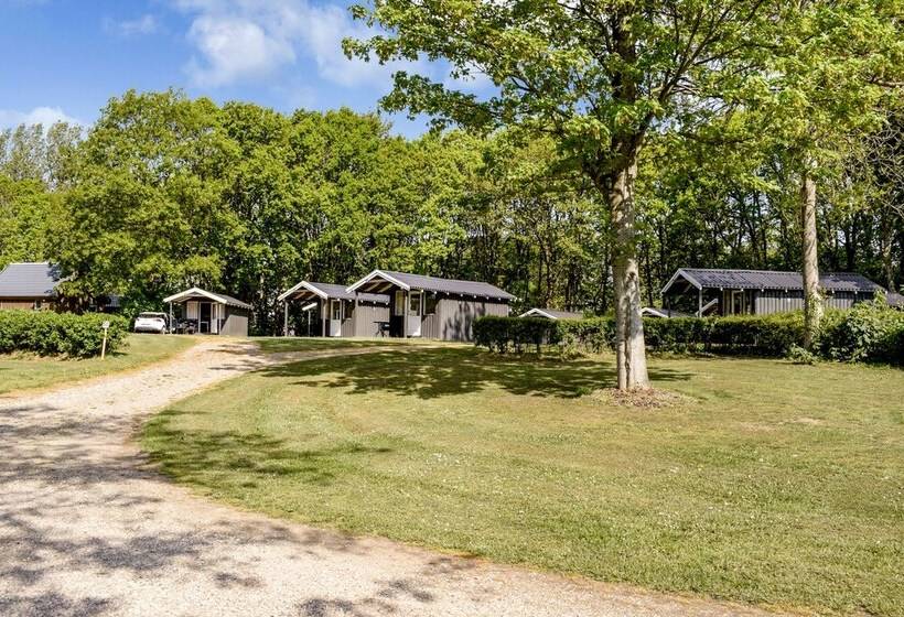 استراحتگاه Jelling Family Camping & Cottages