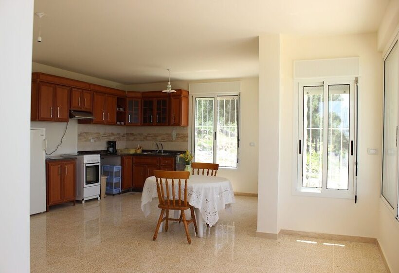 4 Forests Apartment