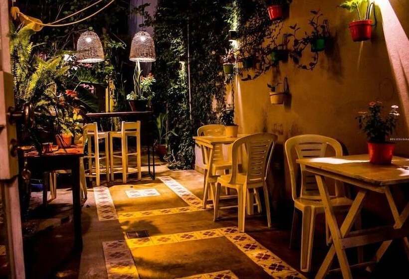 تختخواب و صبحانه Casa Citá