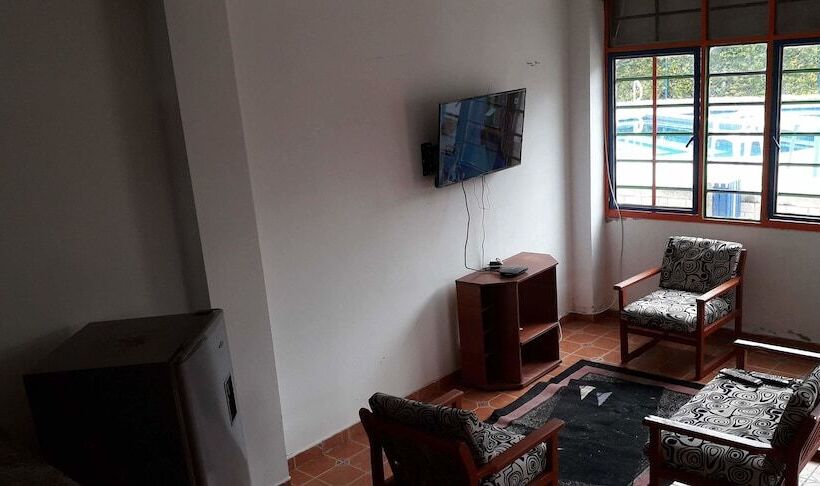 تختخواب و صبحانه Darion S