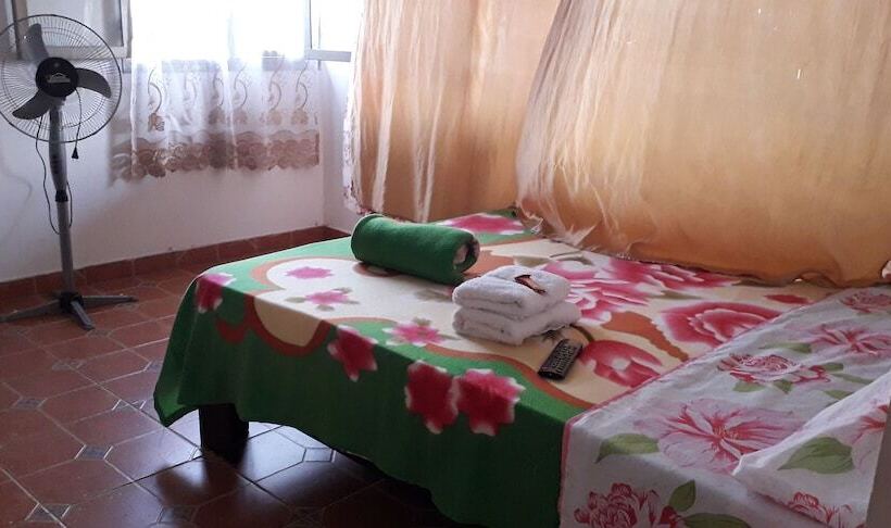 تختخواب و صبحانه Darion S