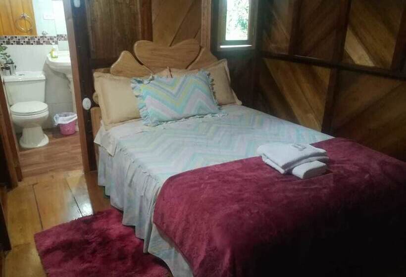 Hostal El Edén De Mindo