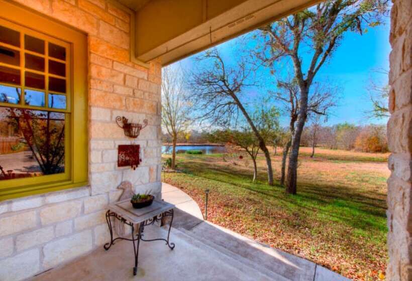 Mesquite Creek Farmhouse