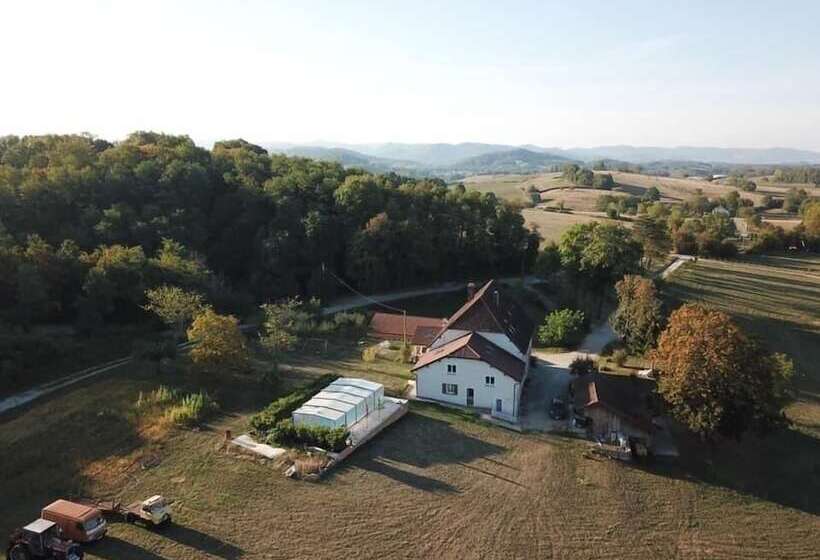 بنسيون Chambres D Hôtes La Ferme De Montard