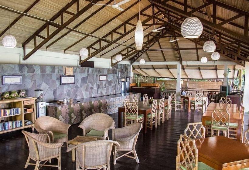 צימר Froggies Divers Bunaken