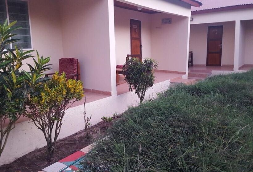 צימר Yuna Village Garden Resort