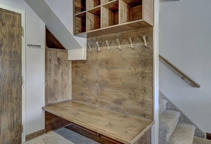 هتل 4br Renovated   Sleeps 12  Downtown Breck By Redawning
