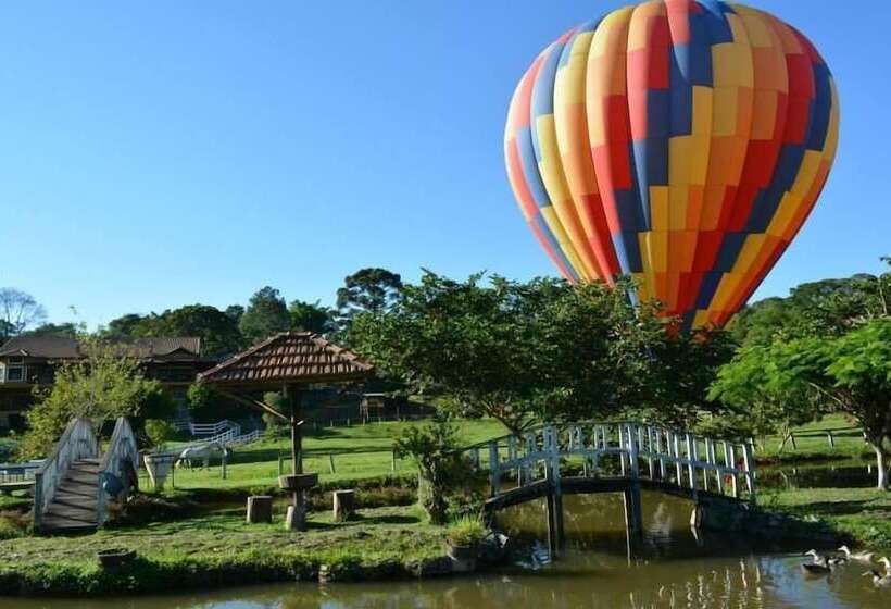 ホテル Chalés Quinta Do Cedro