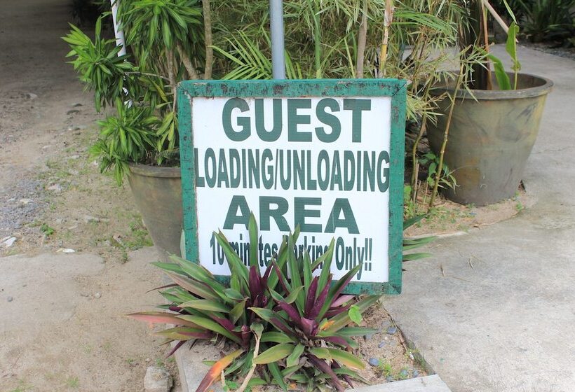 酒店 Laiya White Cove Beach Resort