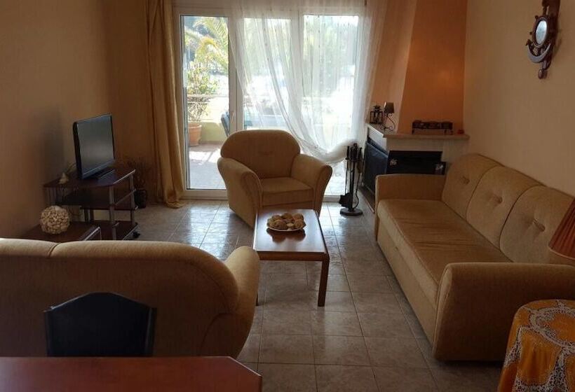 هتل Stayinn Sunrise Apartments