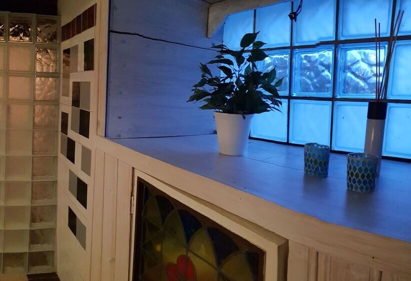 Som Hemma Gardscafe Bed & Breakfast