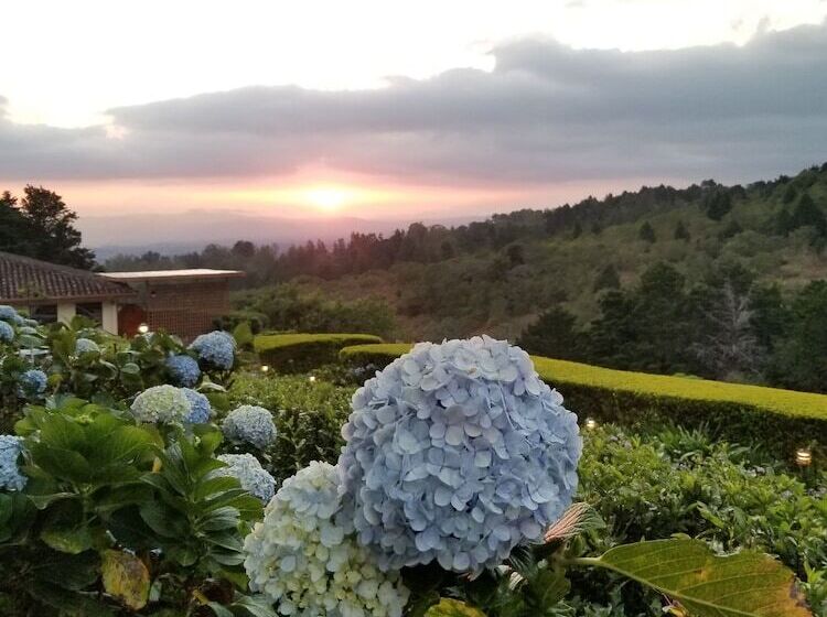 צימר Finca Paraiso Mountain Retreat