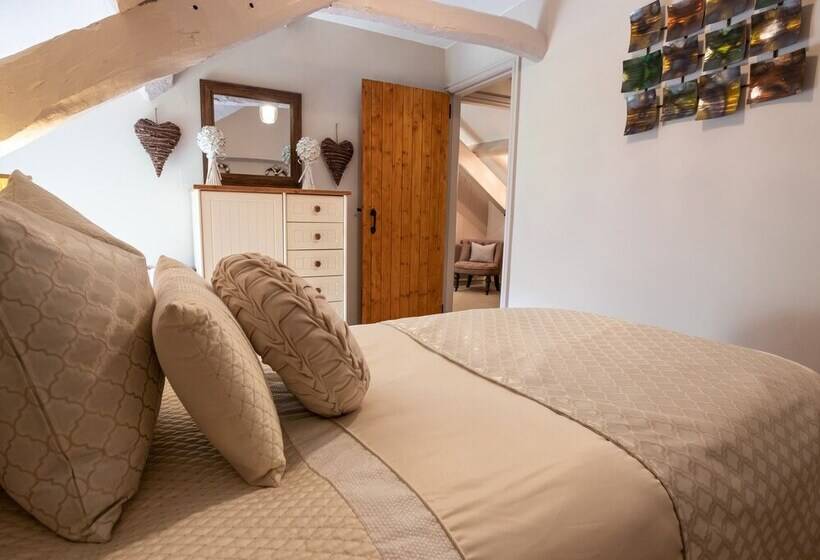 Cefn Uchaf Cottage