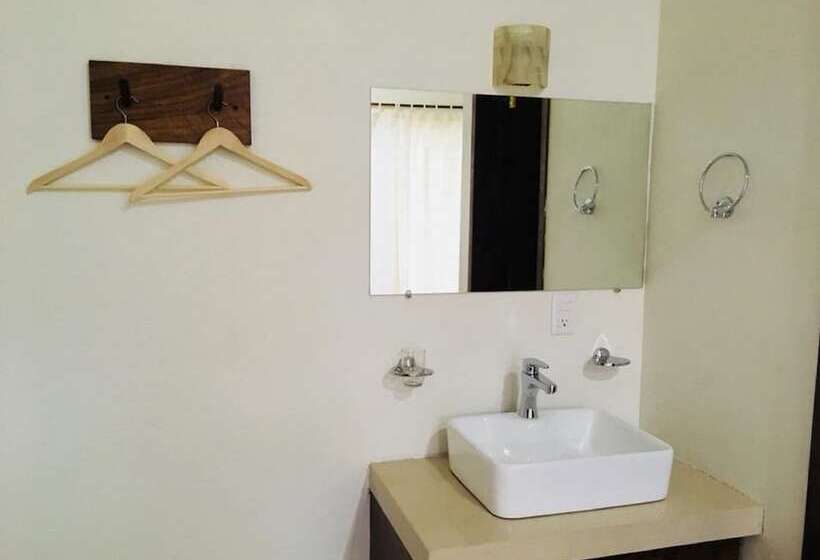 هتل Casa Mantarrayas