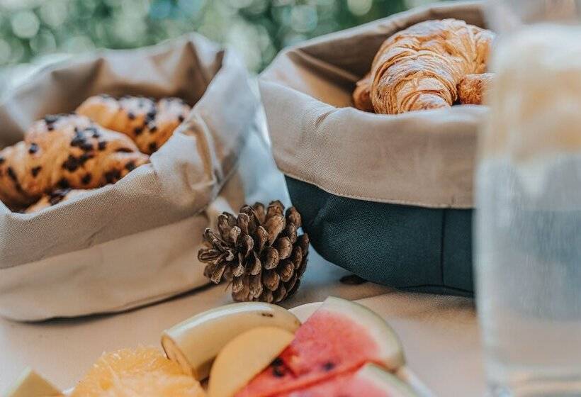 فندق Colentum Resort Murter