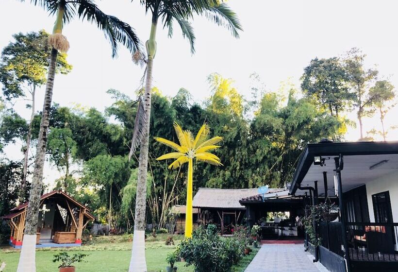 هتل Entre Los Arboles