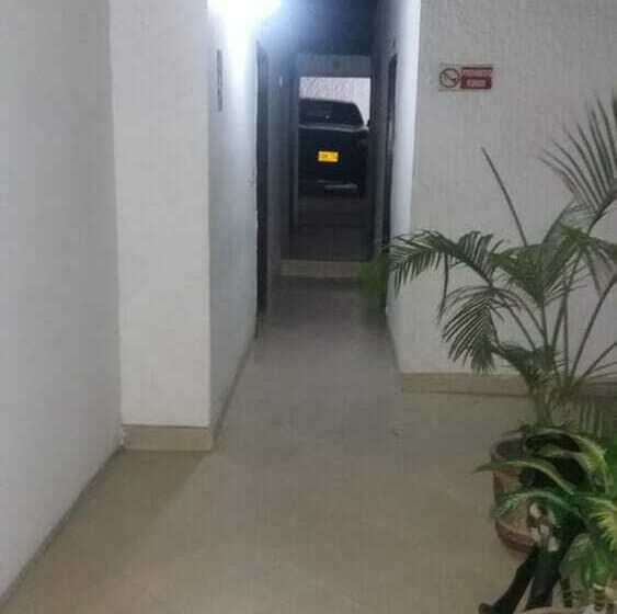 هتل Los Almendros De Los Patios