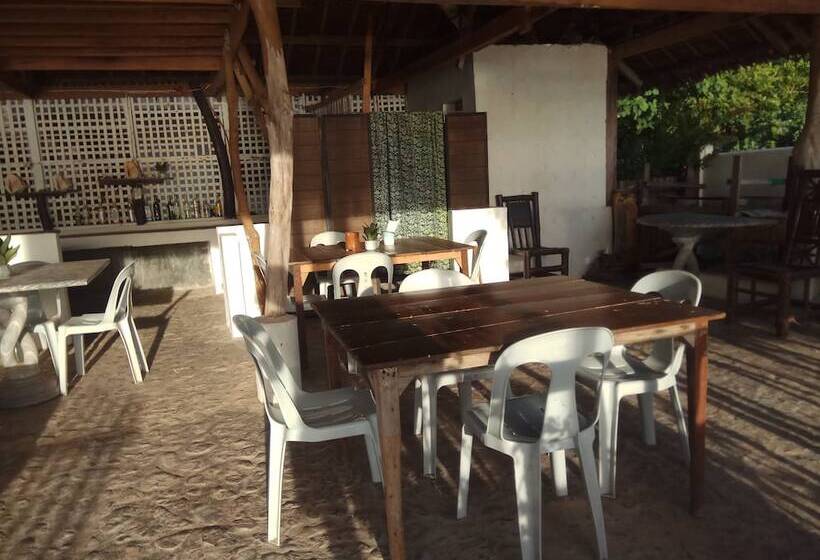 Hôtel Nipa Hauz Resort