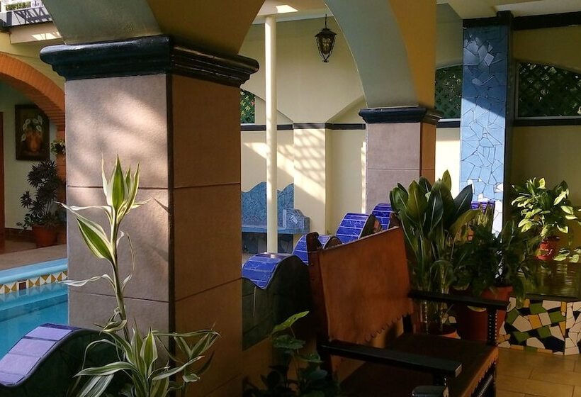 فندق Posada Del Rey