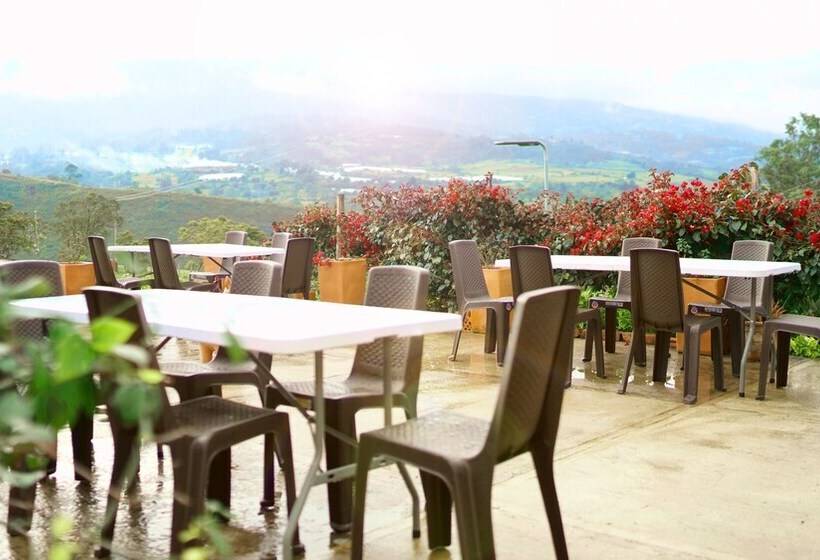 בית מלון כפרי Posada Ecoturistica Villa Rouse