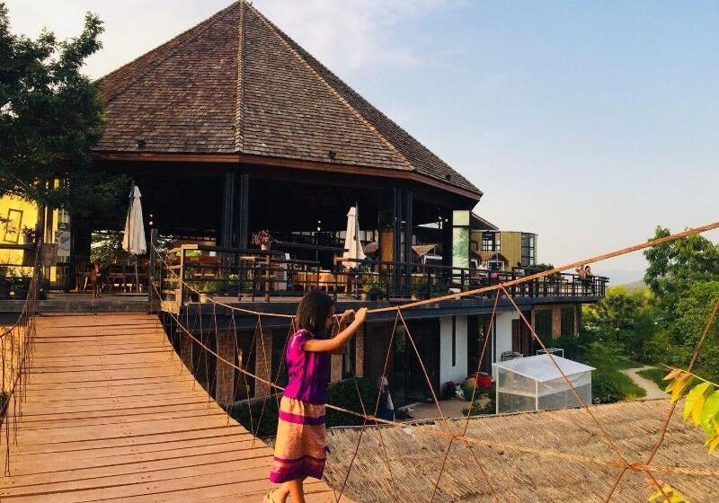 호텔 Rai Ruen Rom Organic Farm