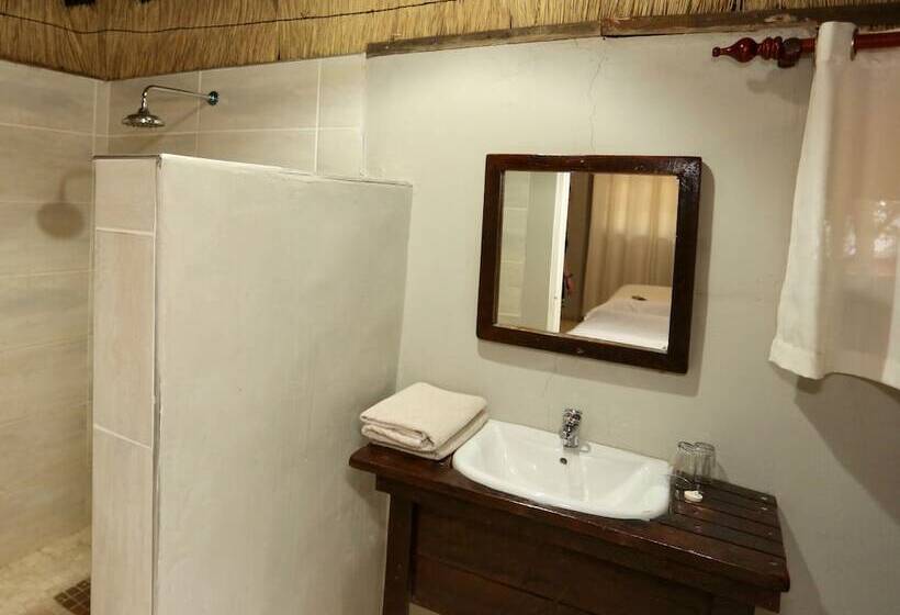 فندق Rainbow River Lodge