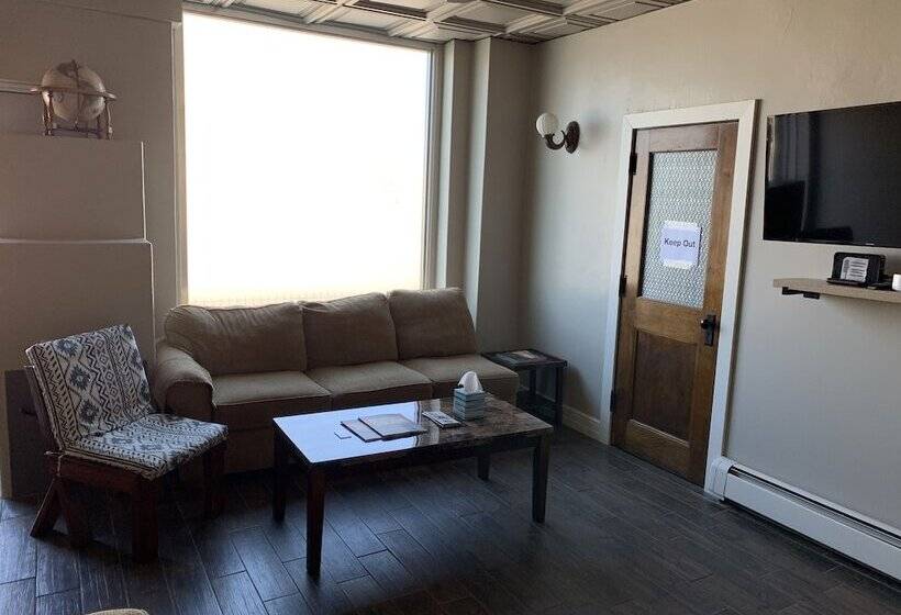 Nashwauk Lodging   Hostel