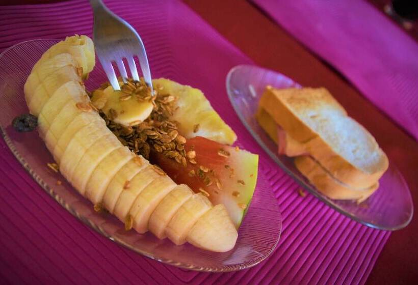 Пансион Lagoa Beach Hostel Búzios