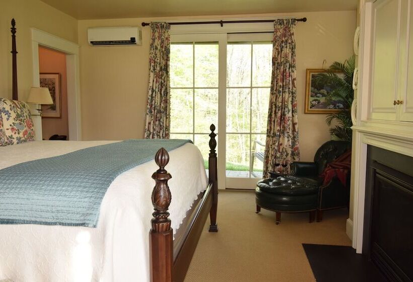 تختخواب و صبحانه Cedar Spring Inn & Spa