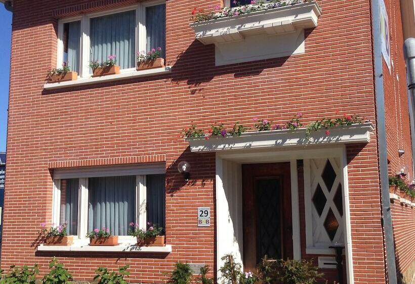 هتل B2b Flats Aalst