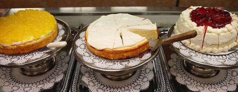 בית מלון כפרי Brooks Camp